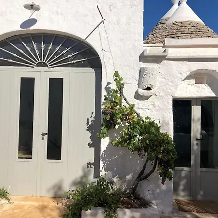 Trulli Vecchi Del Campolungo Ostuni