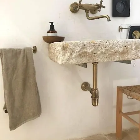 Trulli Vecchi Del Campolungo * Ostuni