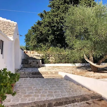 Trulli Vecchi Del Campolungo Villa