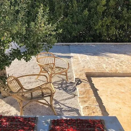 Trulli Vecchi Del Campolungo Villa *